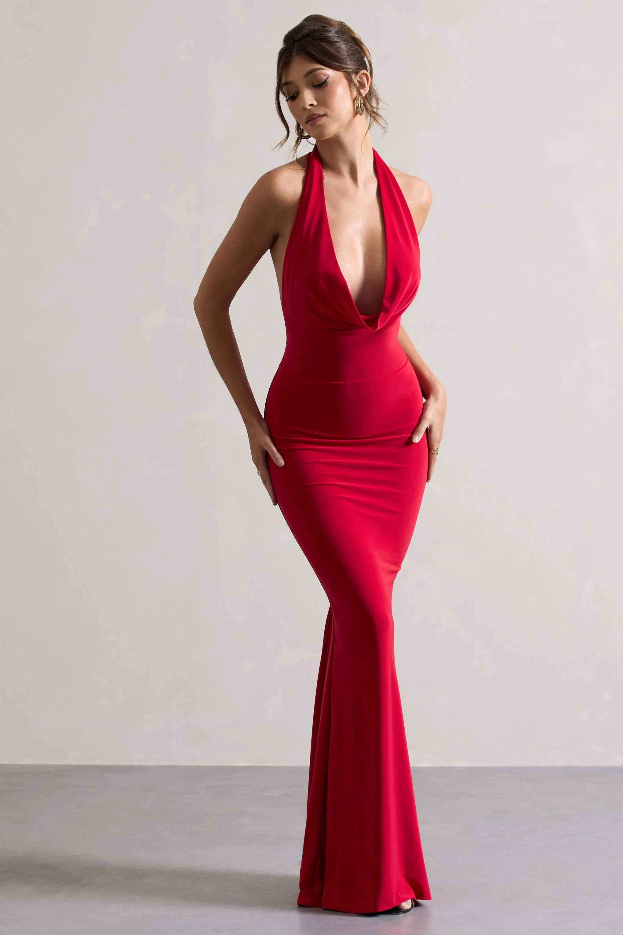 Milani | Robe longue à col bénitier rouge et dos nu - Image 5