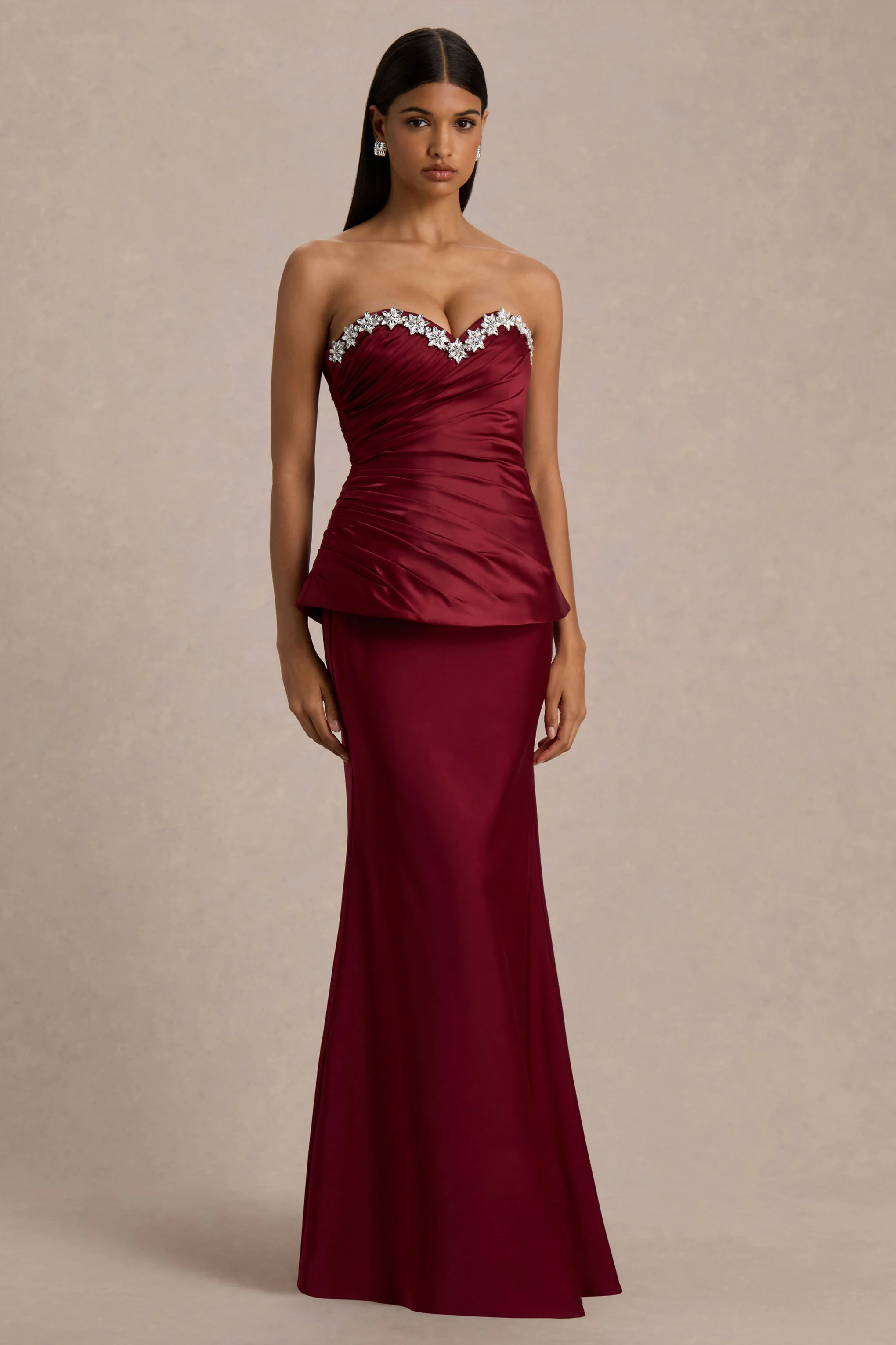 Milia | Robe Longue Bordeaux à Corset Sans Bretelles Ornée de Strass - Image 4