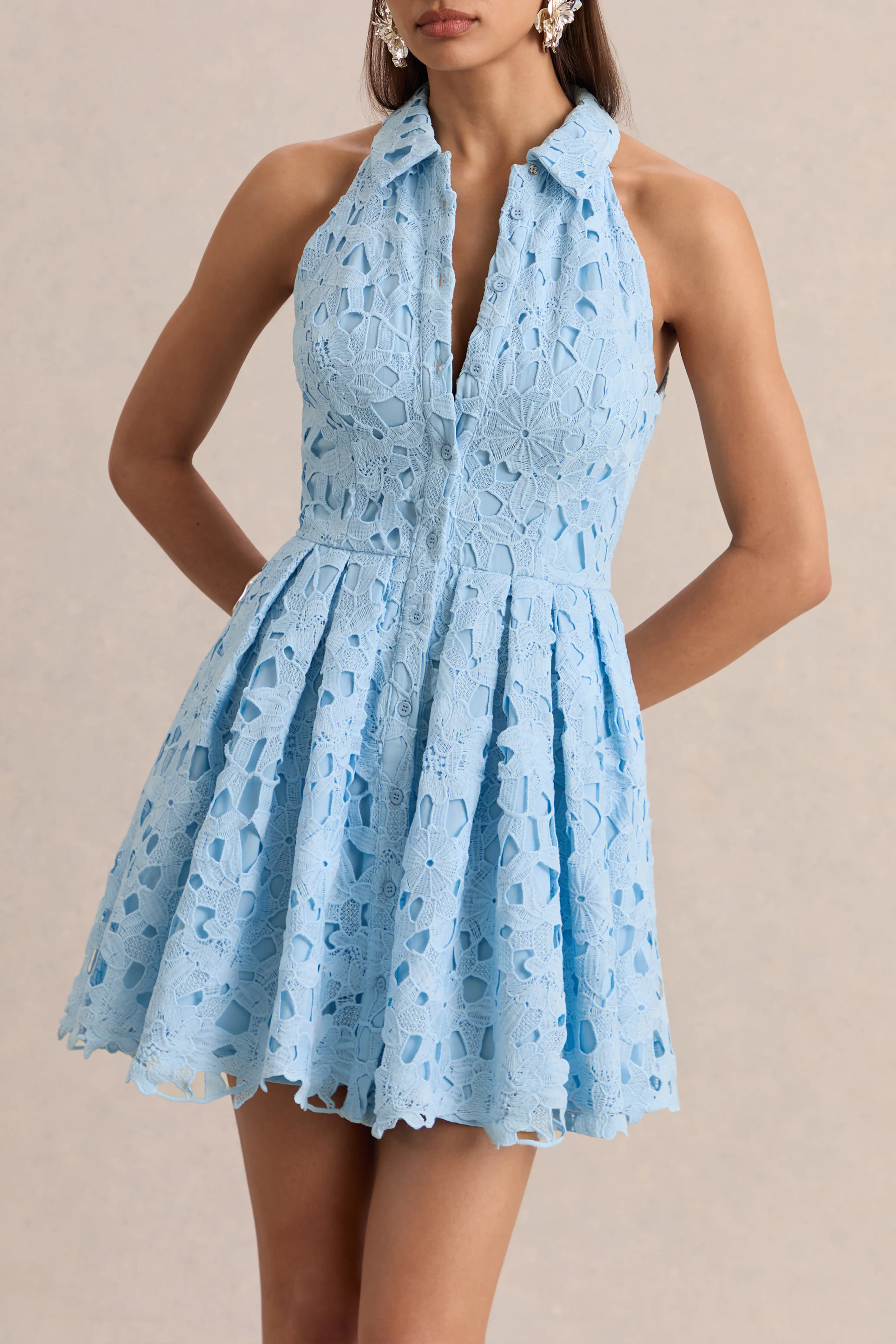 Milly | Mini-robe dos-nu en dentelle bleu poudré - Image 4