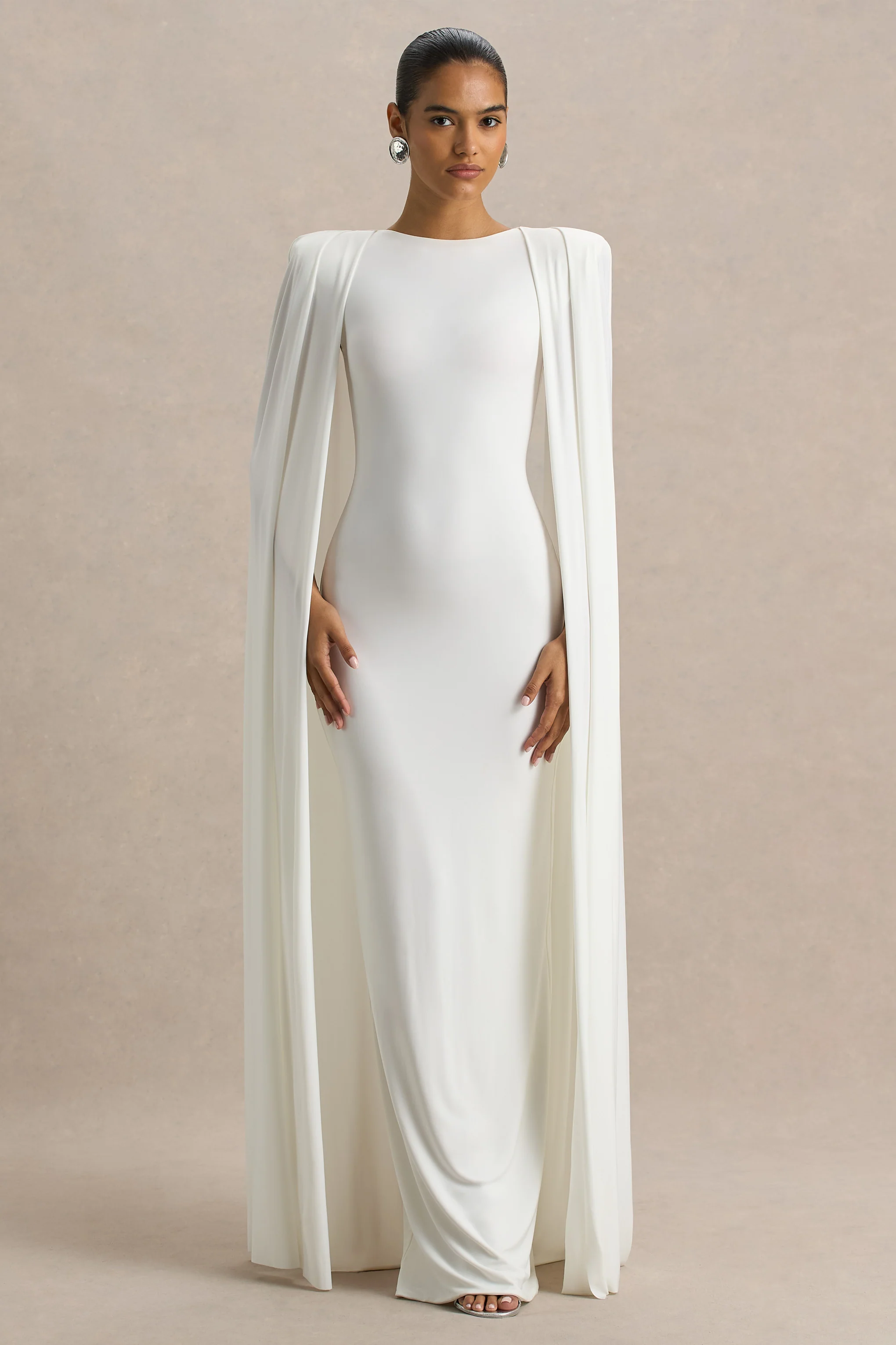 Mimi | Robe longue blanche à col haut et manches-capes - Image 5