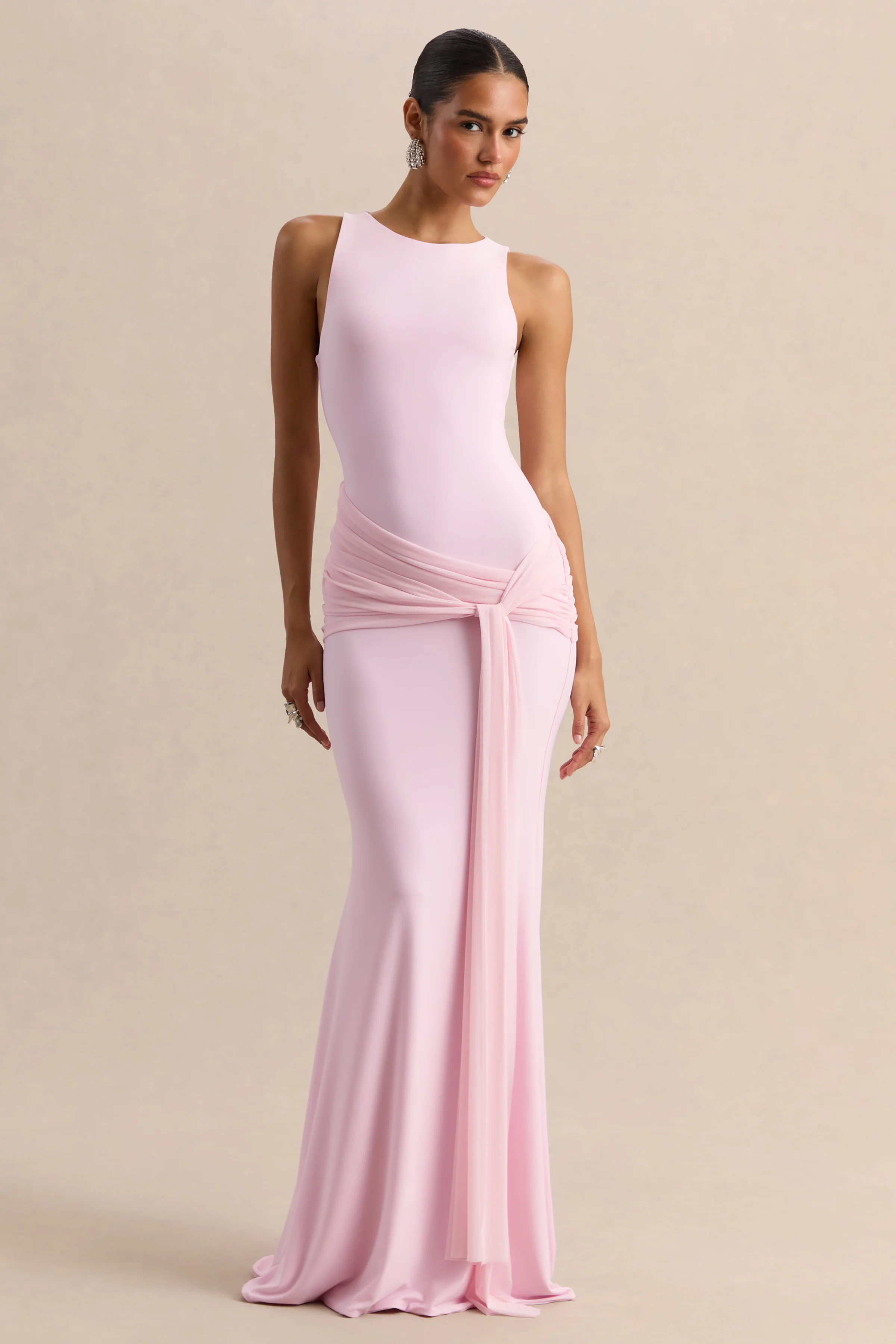 Mirene | Robe longue rose clair à encolure ronde avec détails froncés et ceinture fluide