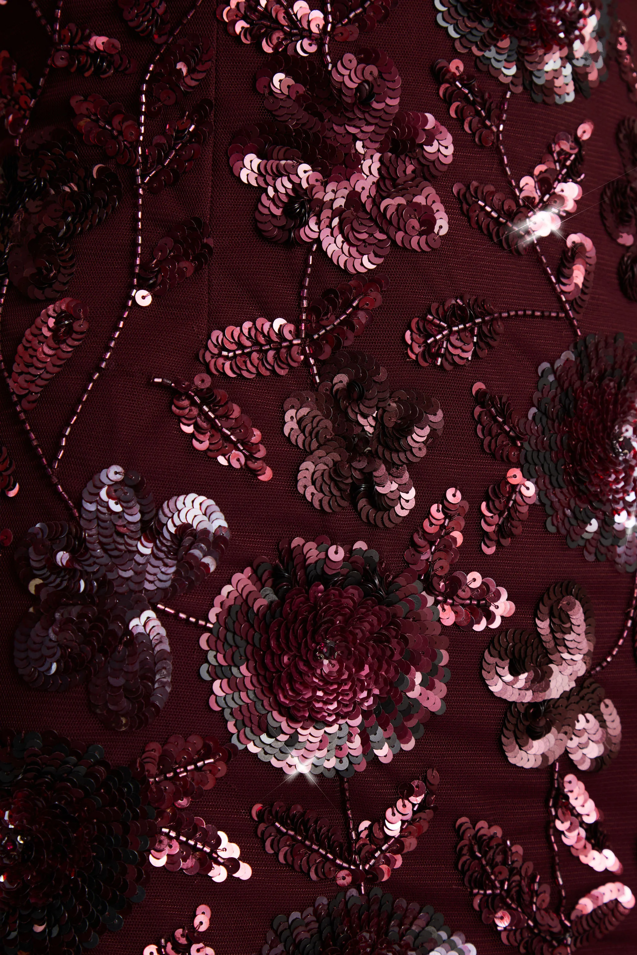 Moonshine | Mini-robe à encolure carrée ornée de sequins et motif floral bordeaux - Image 7