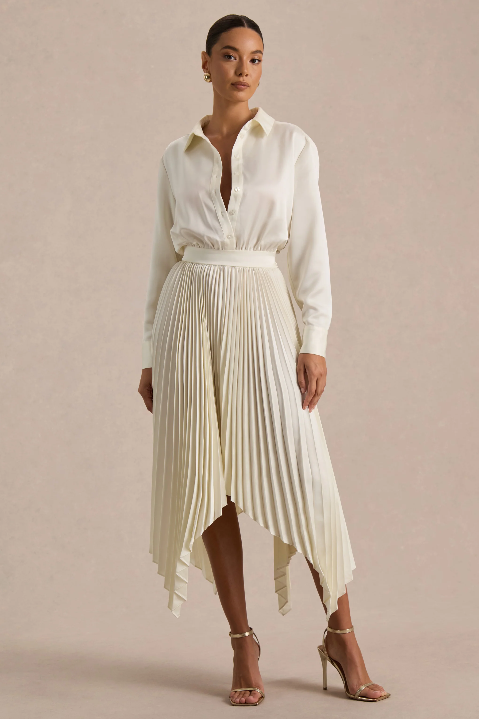 Naxos | Robe chemise longue en satin crème - Image 5
