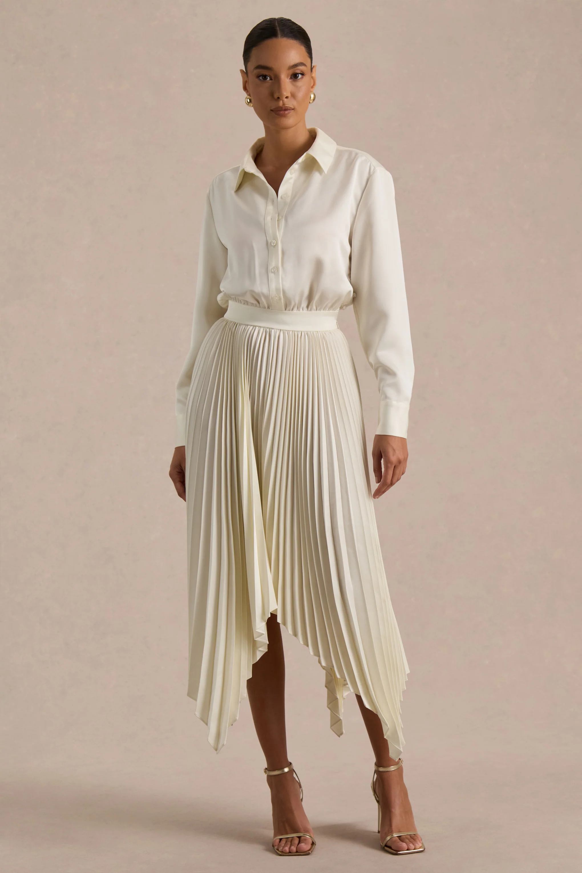 Naxos | Robe chemise longue en satin crème - Image 7