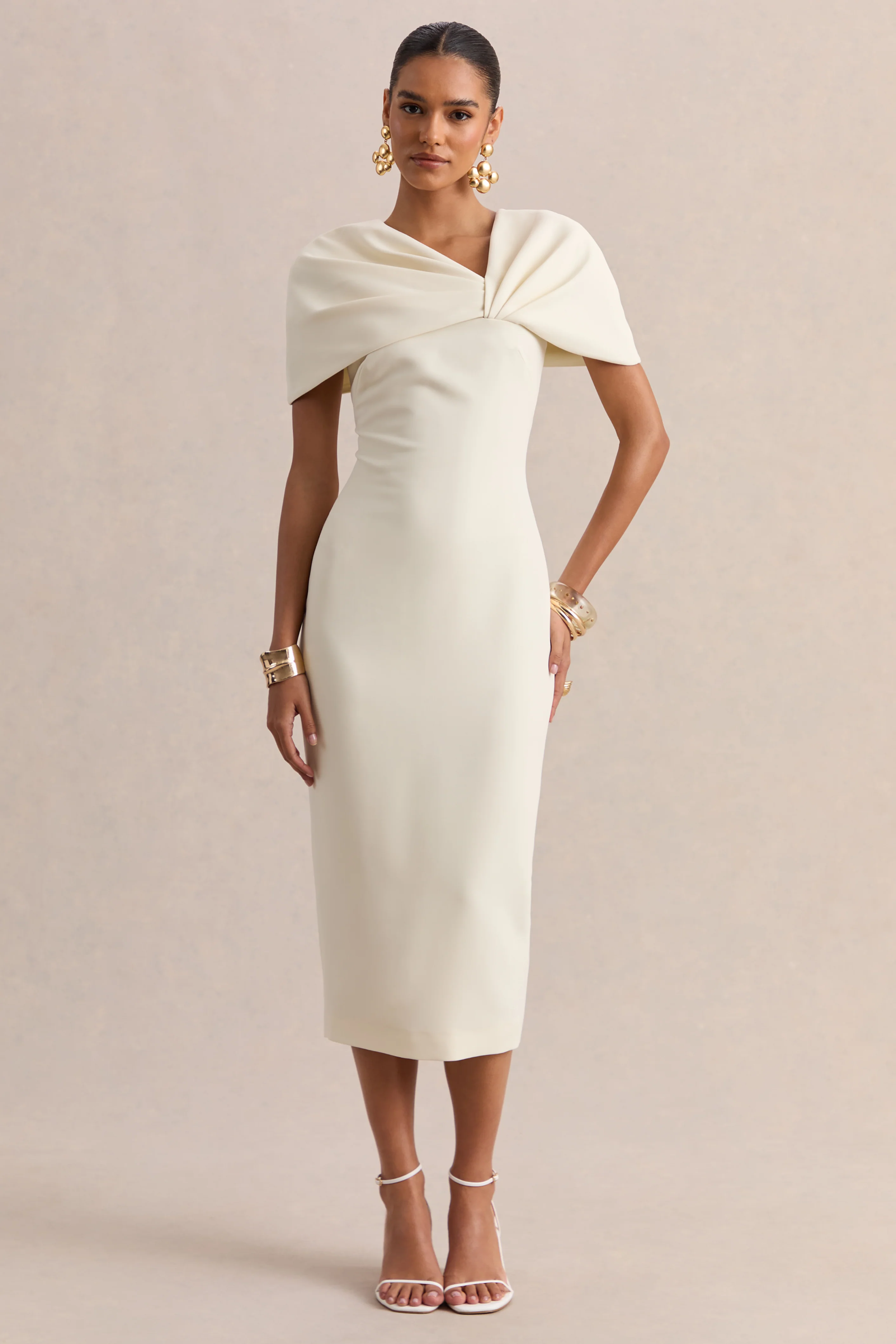 Novalie | Robe mi-longue crème à décolleté en V avec détail torsadé - Image 4