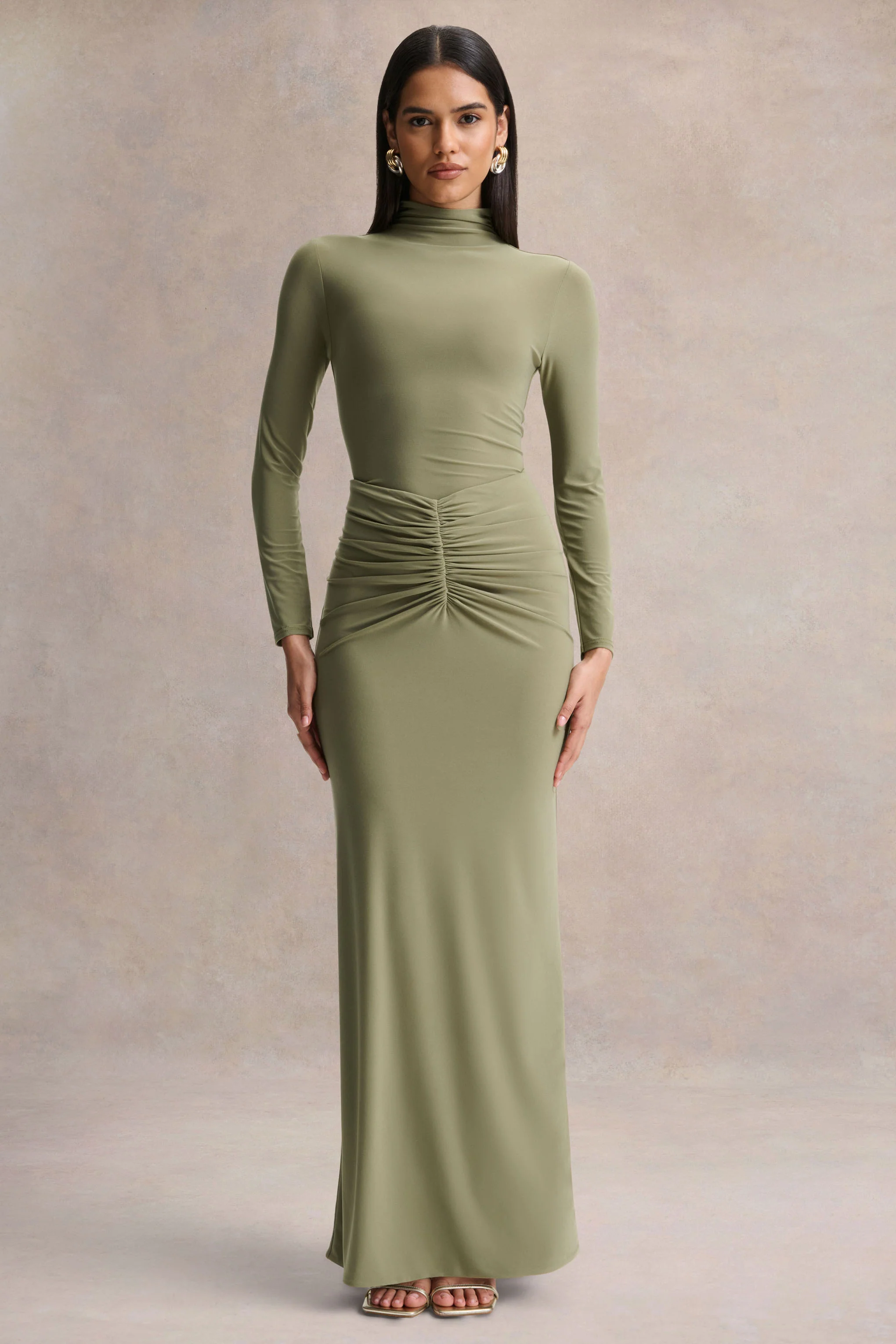 Persis | Robe longue olive à col montant avec détails froncés