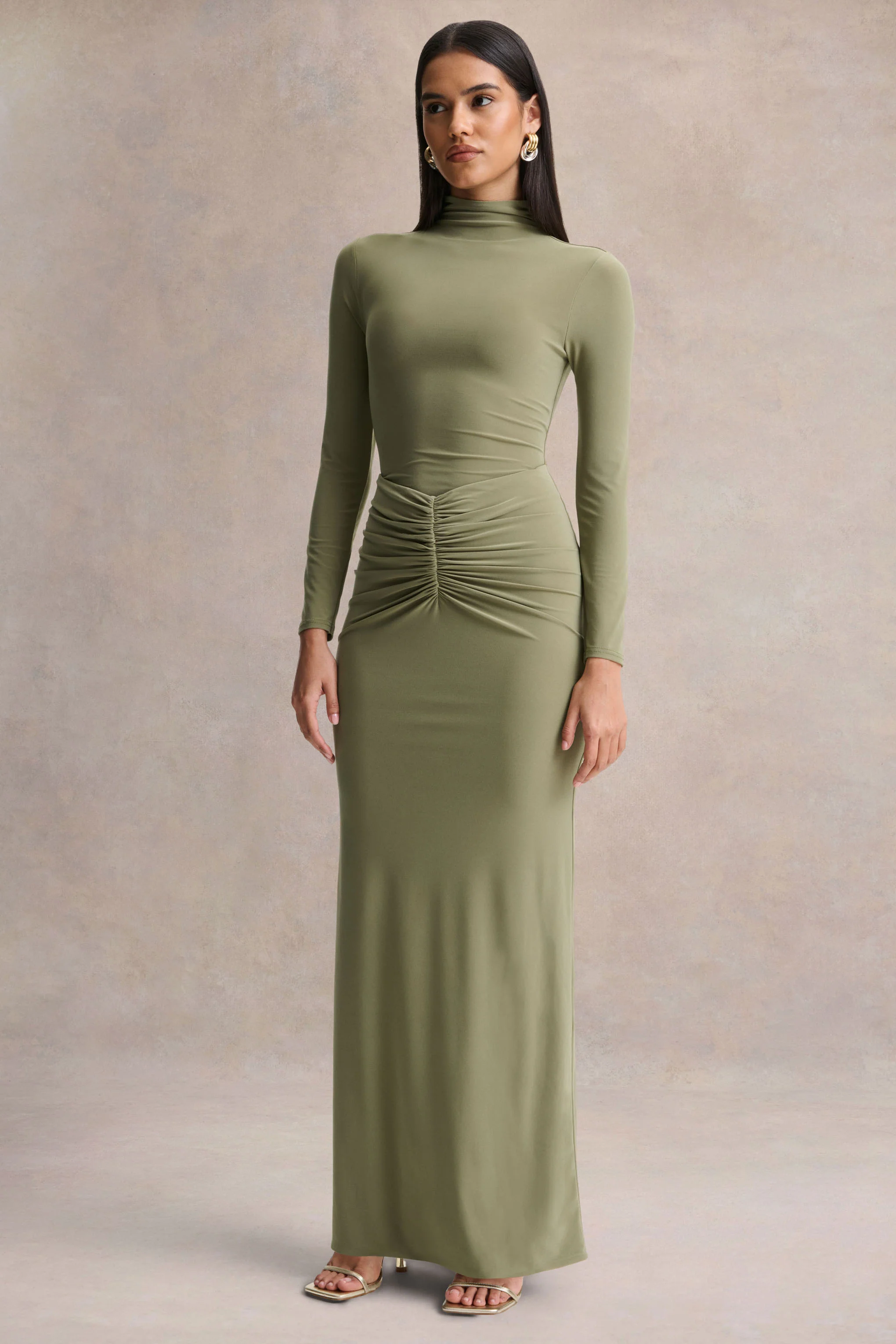 Persis | Robe longue olive à col montant avec détails froncés - Image 4