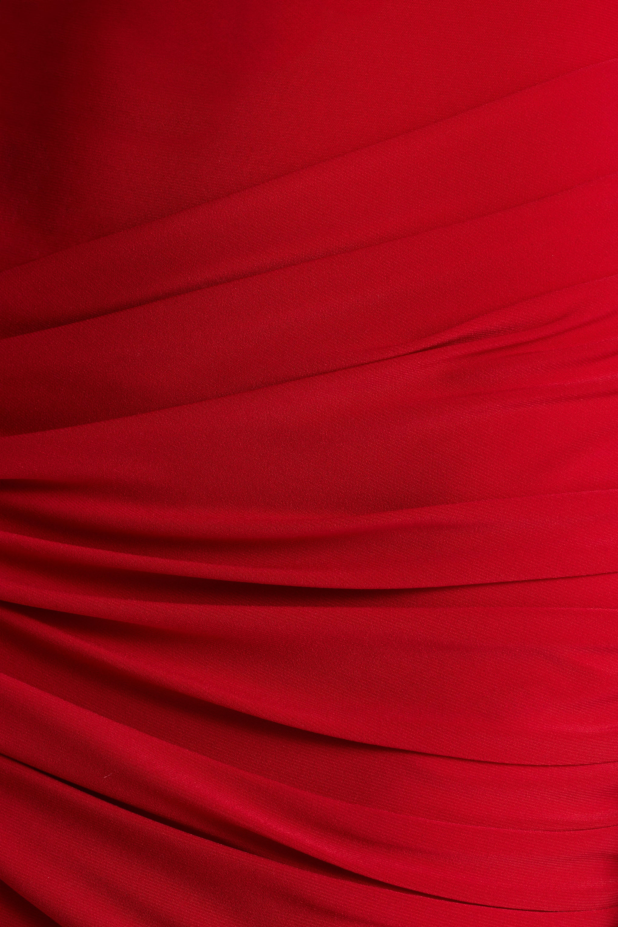 Petronia | Robe longue rouge à décolleté en V avec détail cache-cœur - Image 6