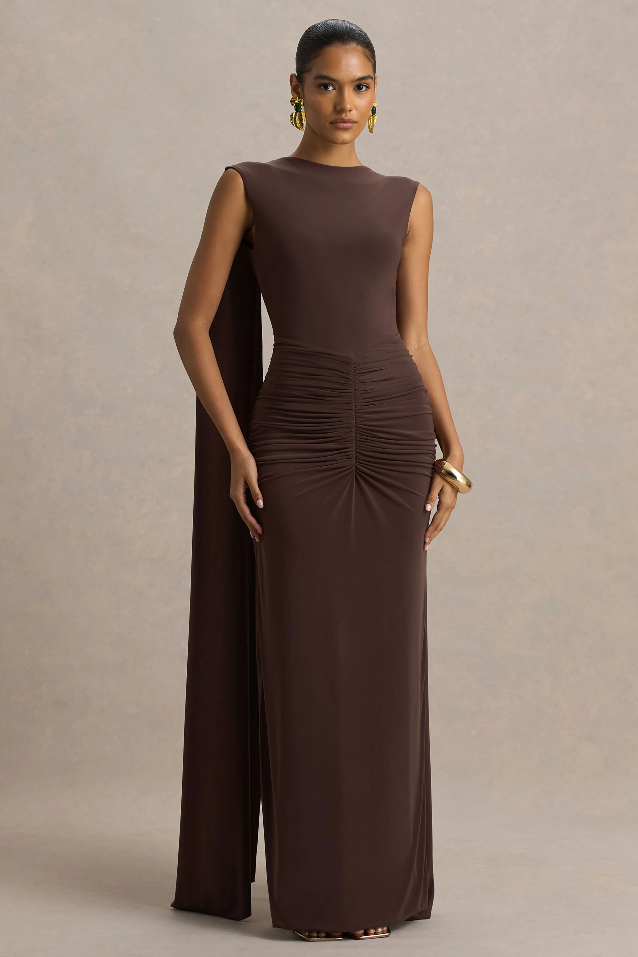 Premiere | Robe longue marron à col rond avec détails froncés - Image 2