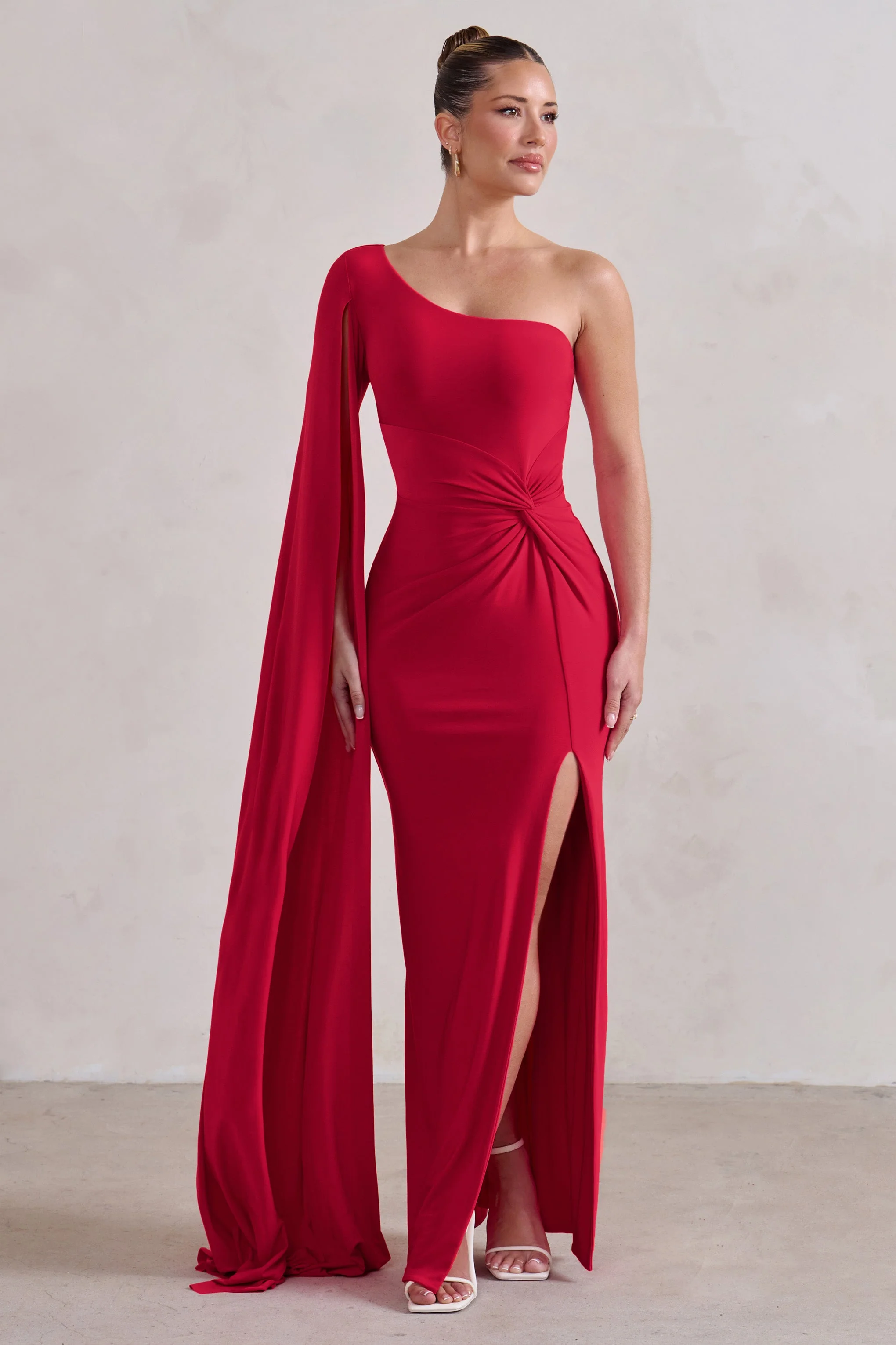 Romi | Robe longue asymétrique rouge à motif torsadé
