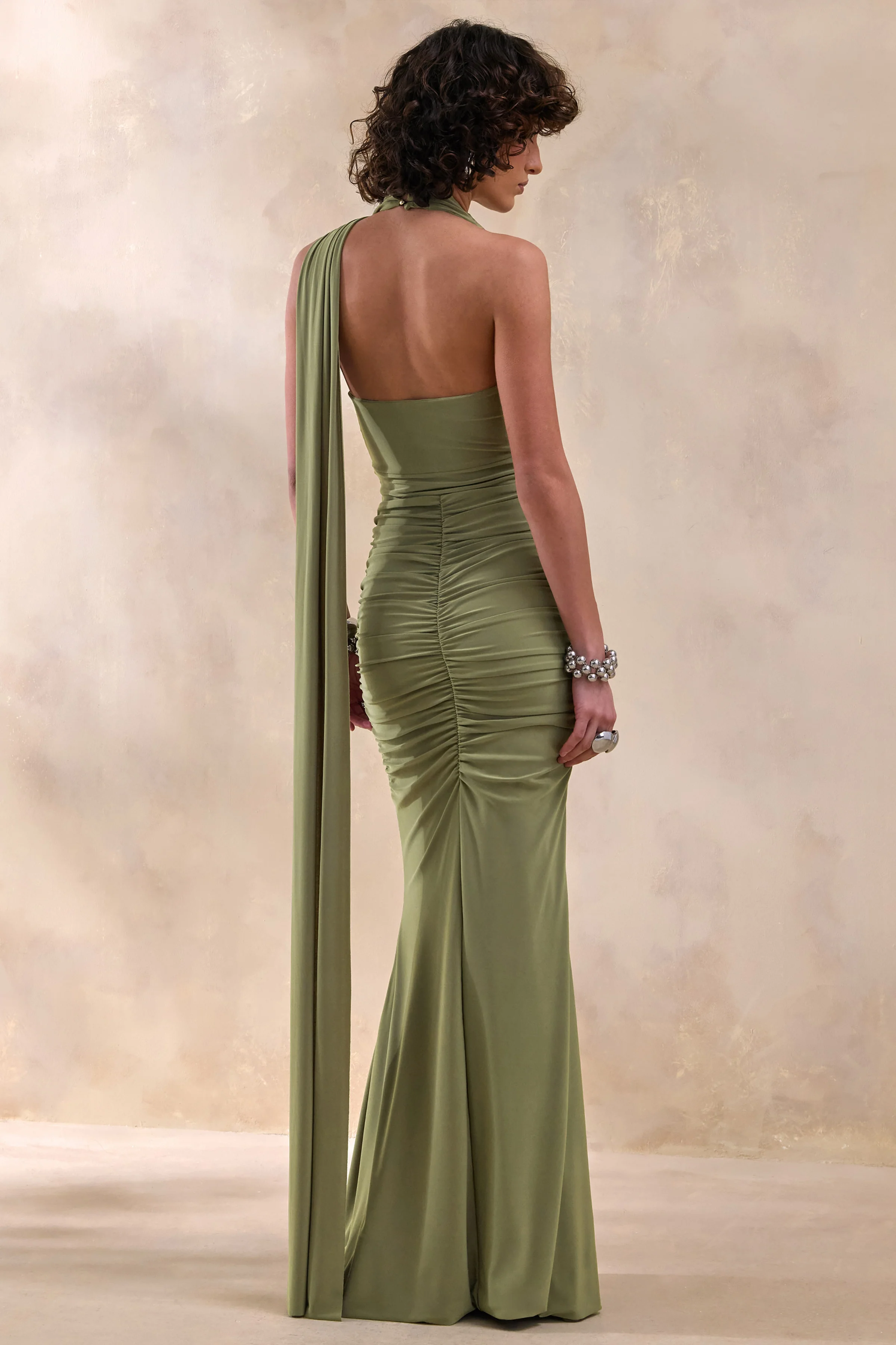 Roselani | Robe longue olive à encolure dos-nu avec dos nu - Image 2