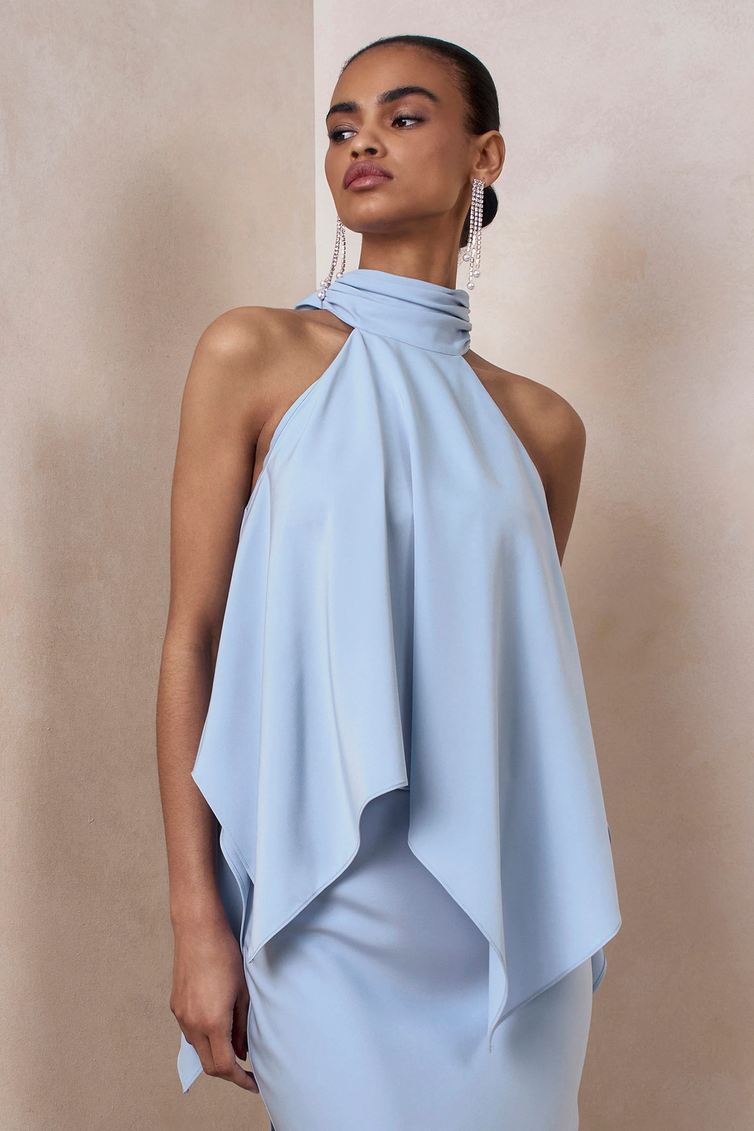 Sancelle | Top en satin bleu poudré à encolure licou - Image 7
