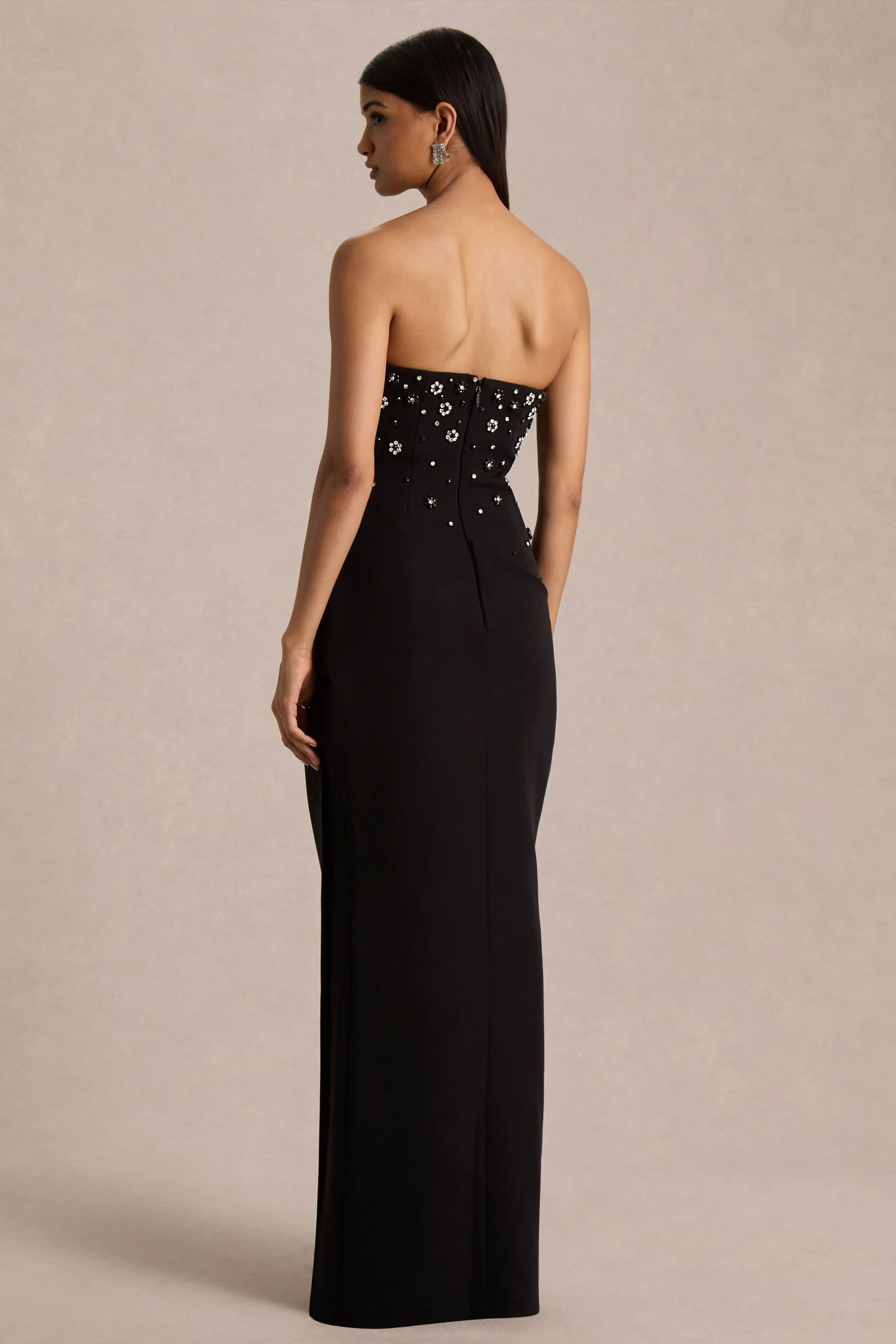 Saphira | Robe Longue Noire à Encolure Bandeau Ornée de Strass - Image 2