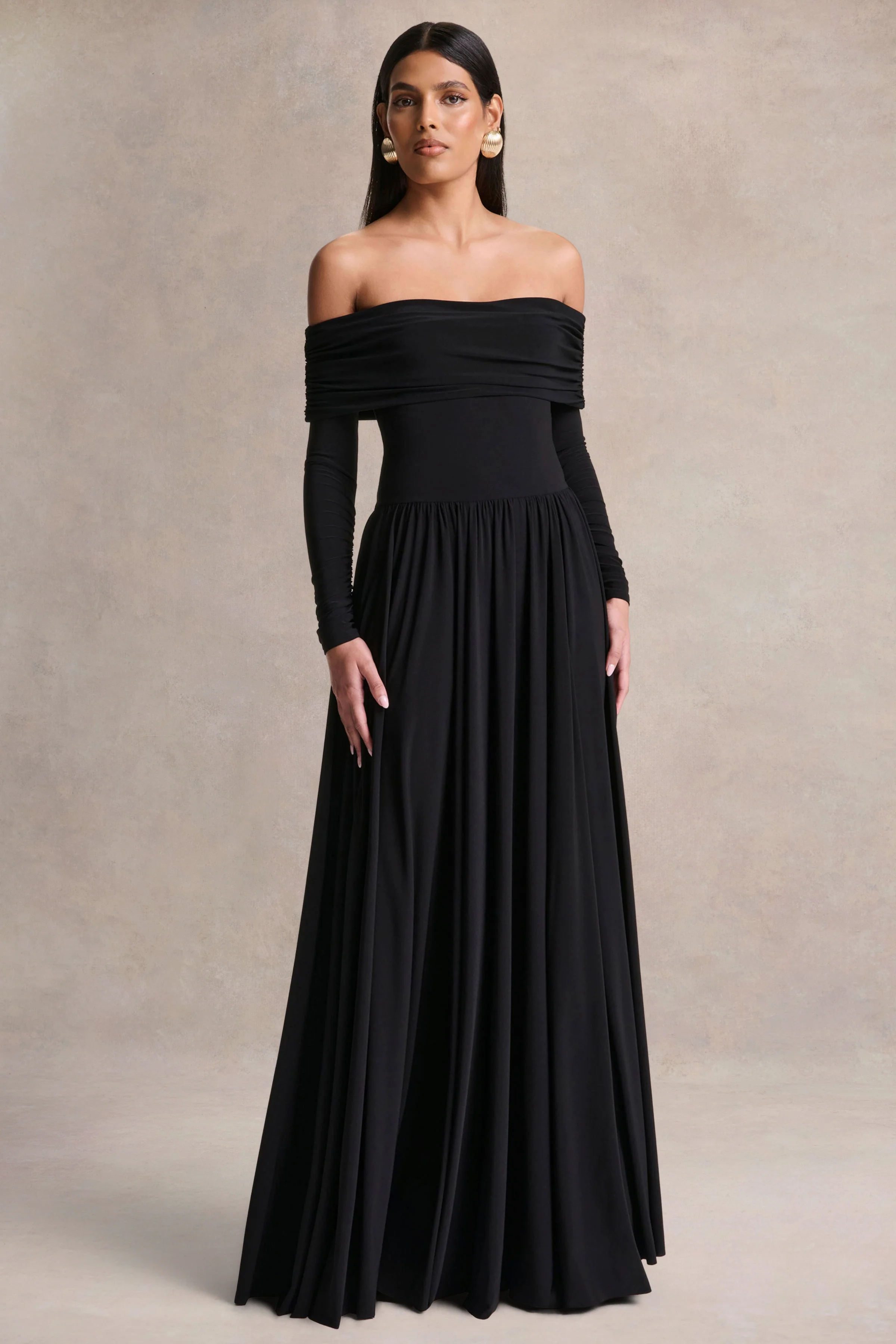 Saskia | Robe longue noire à encolure bardot - Image 4
