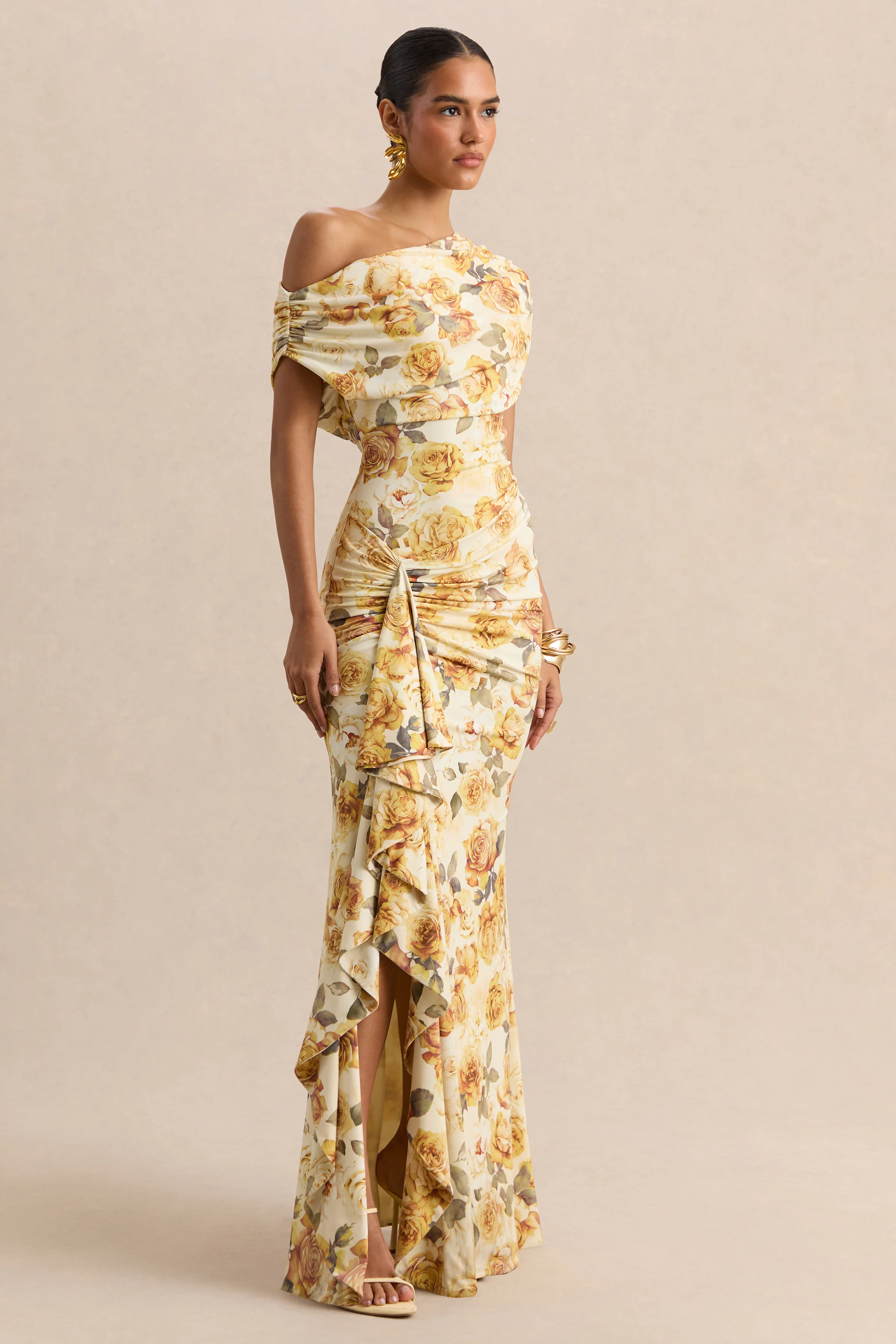 Siora | Robe longue citron à imprimé rose à encolure asymétrique avec détails drapés - Image 4