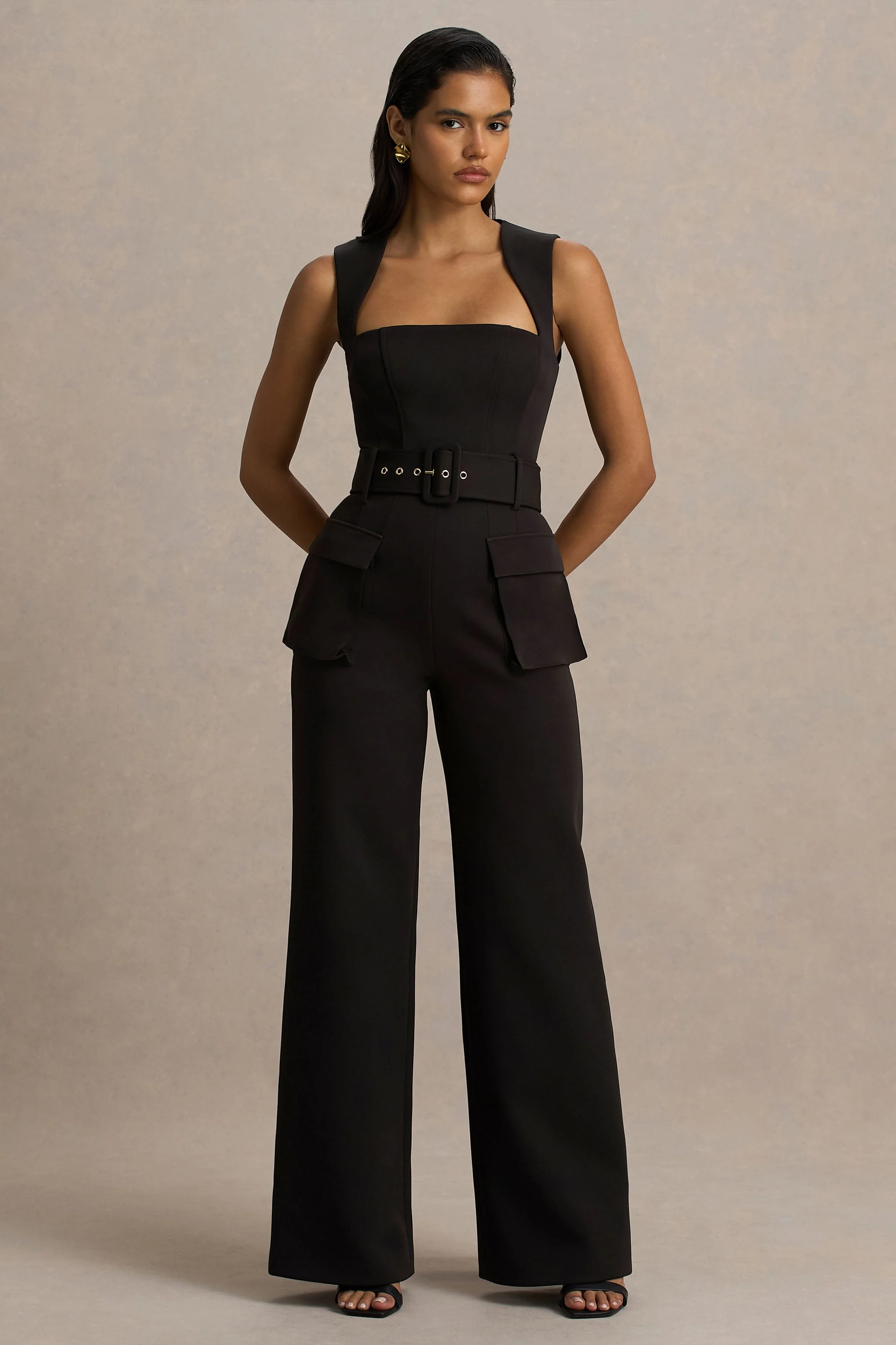 Solice | Combinaison tailleur noire à encolure carrée - Image 5