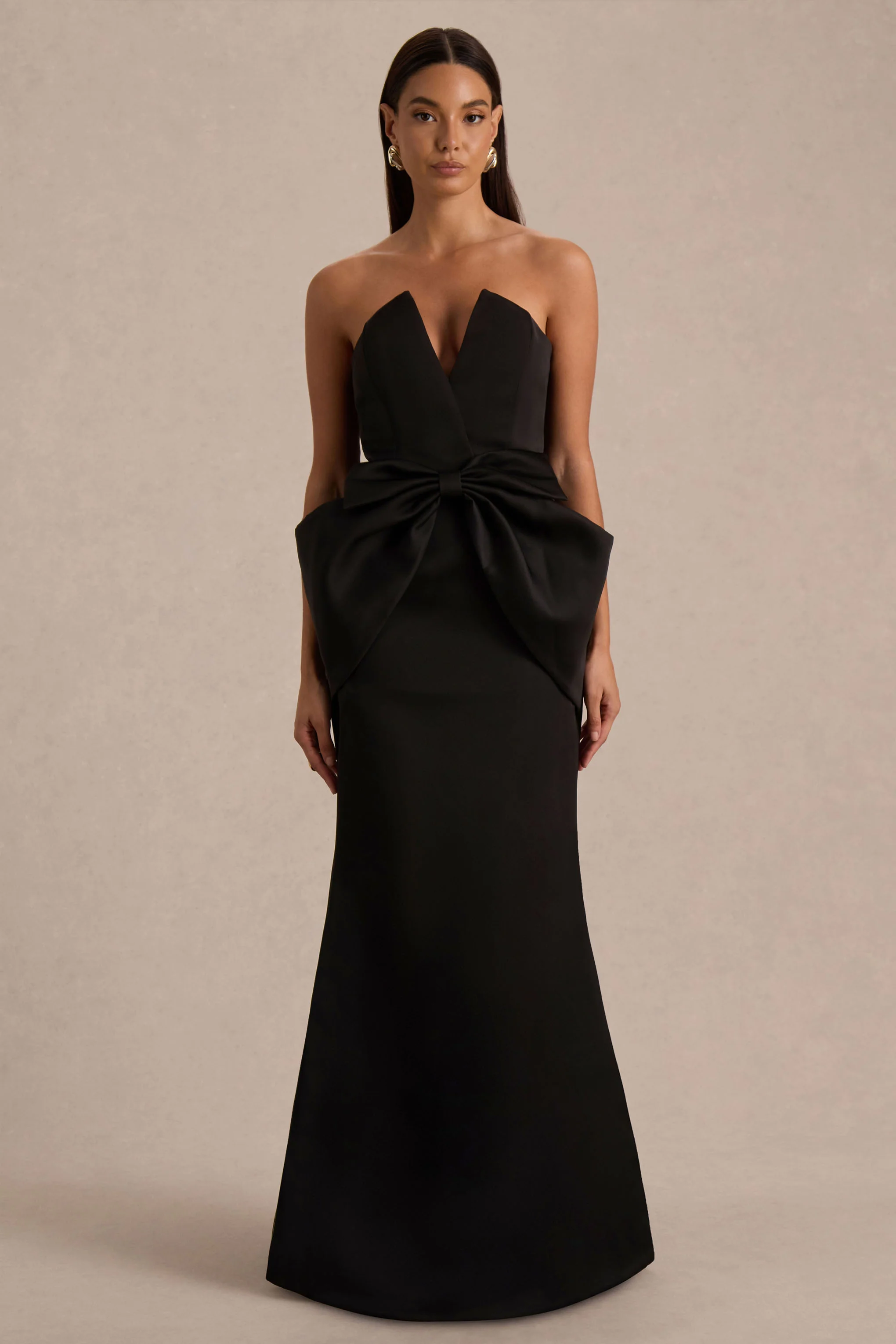 Sonata | Robe longue bustier en satin noir avec jupe tulipe - Image 4