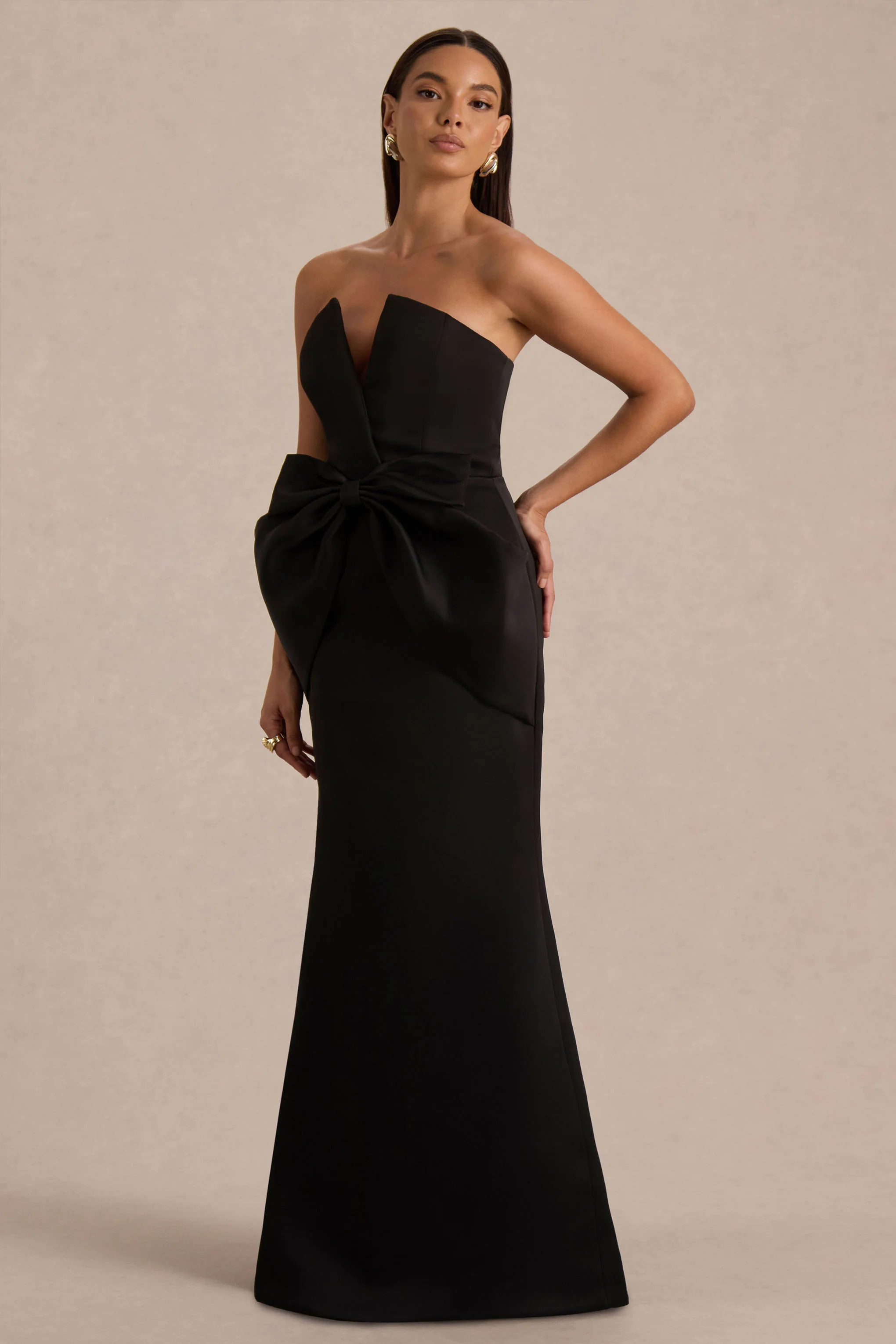 Sonata | Robe longue bustier en satin noir avec jupe tulipe - Image 6
