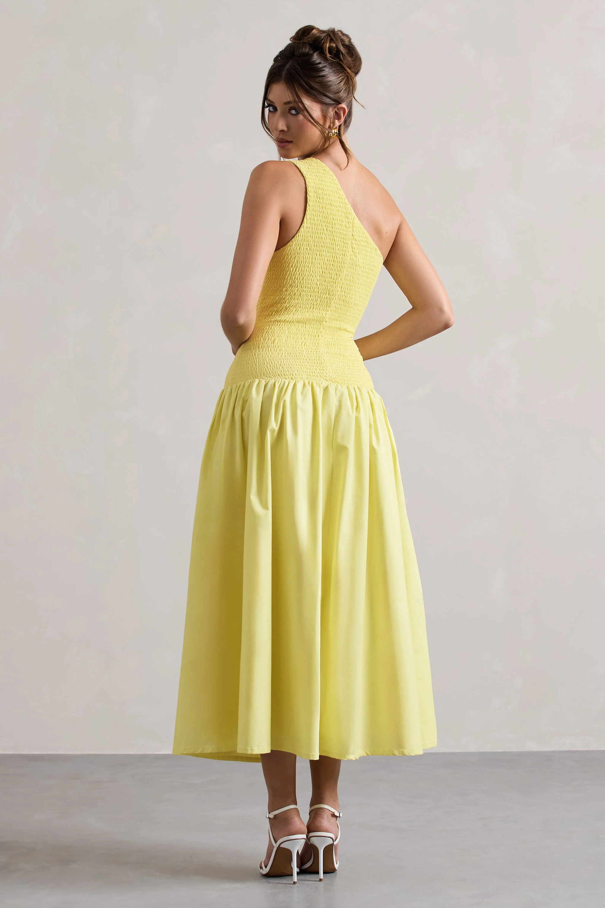 Sorbet | Robe longue plissée asymétrique en popeline citron - Image 2