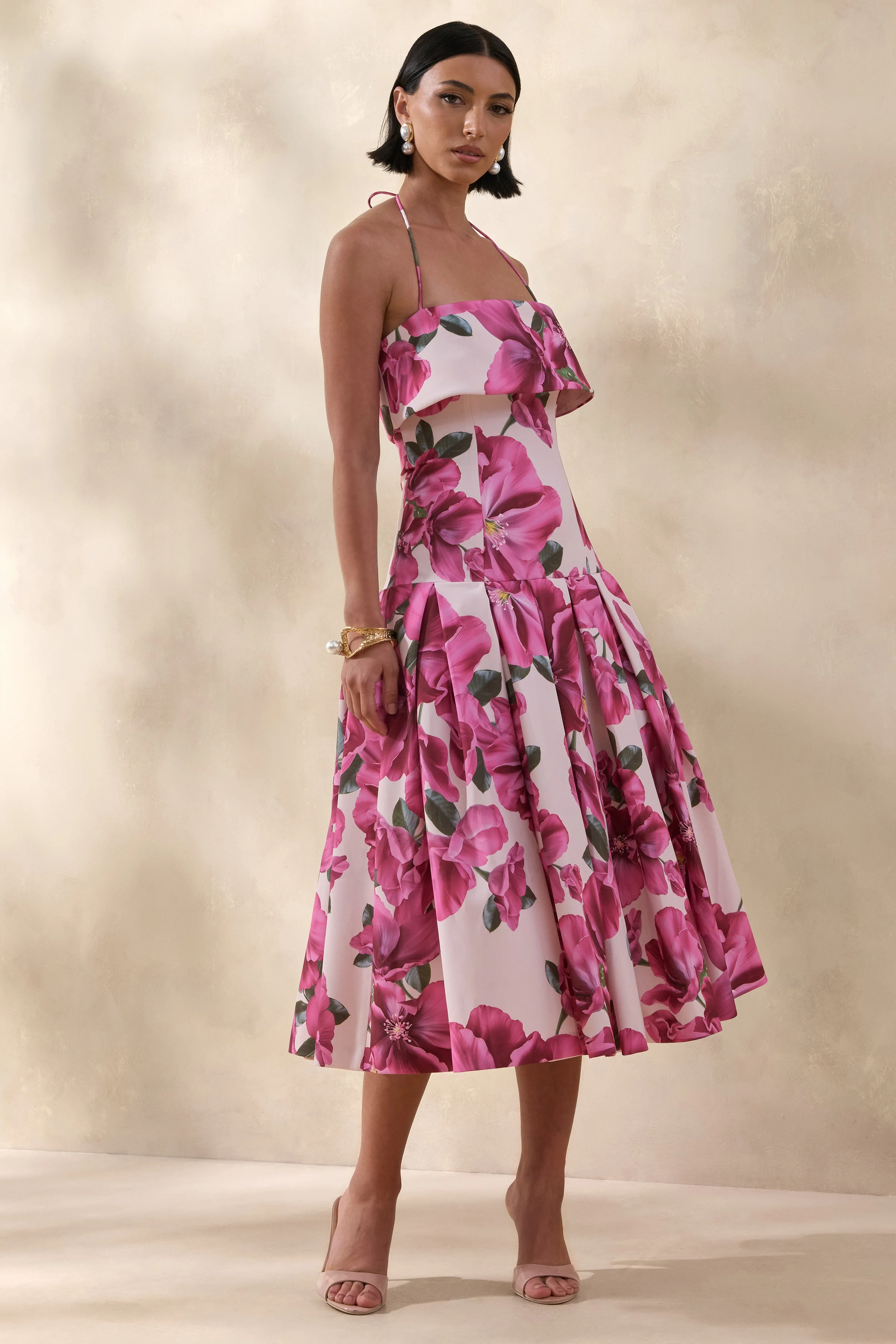 Sylina | Robe mi-longue rose hibiscus à fleurs avec encolure carrée et taille basse