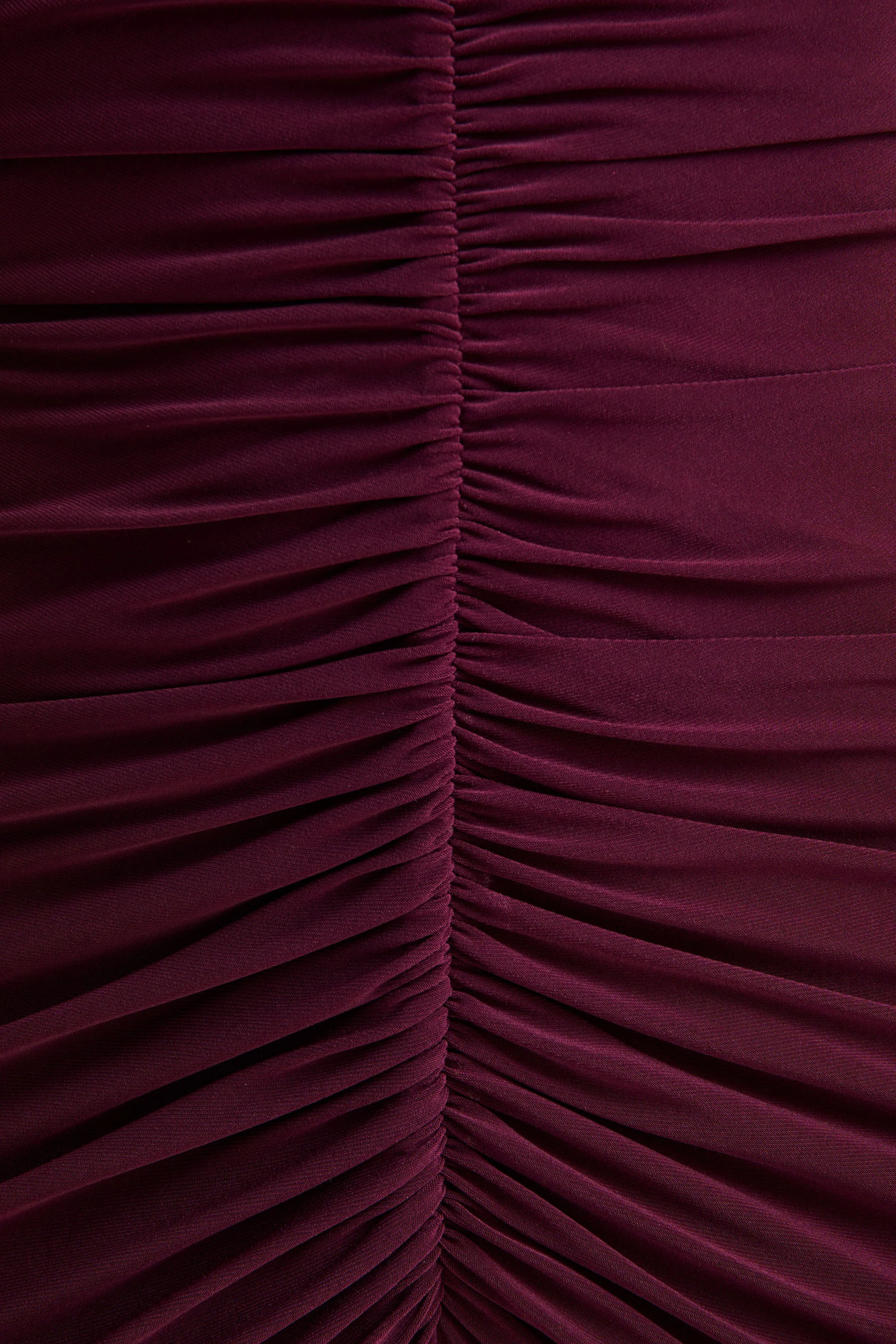 Tami | Robe longue prune à manches longues et décolleté plongeant - Image 6
