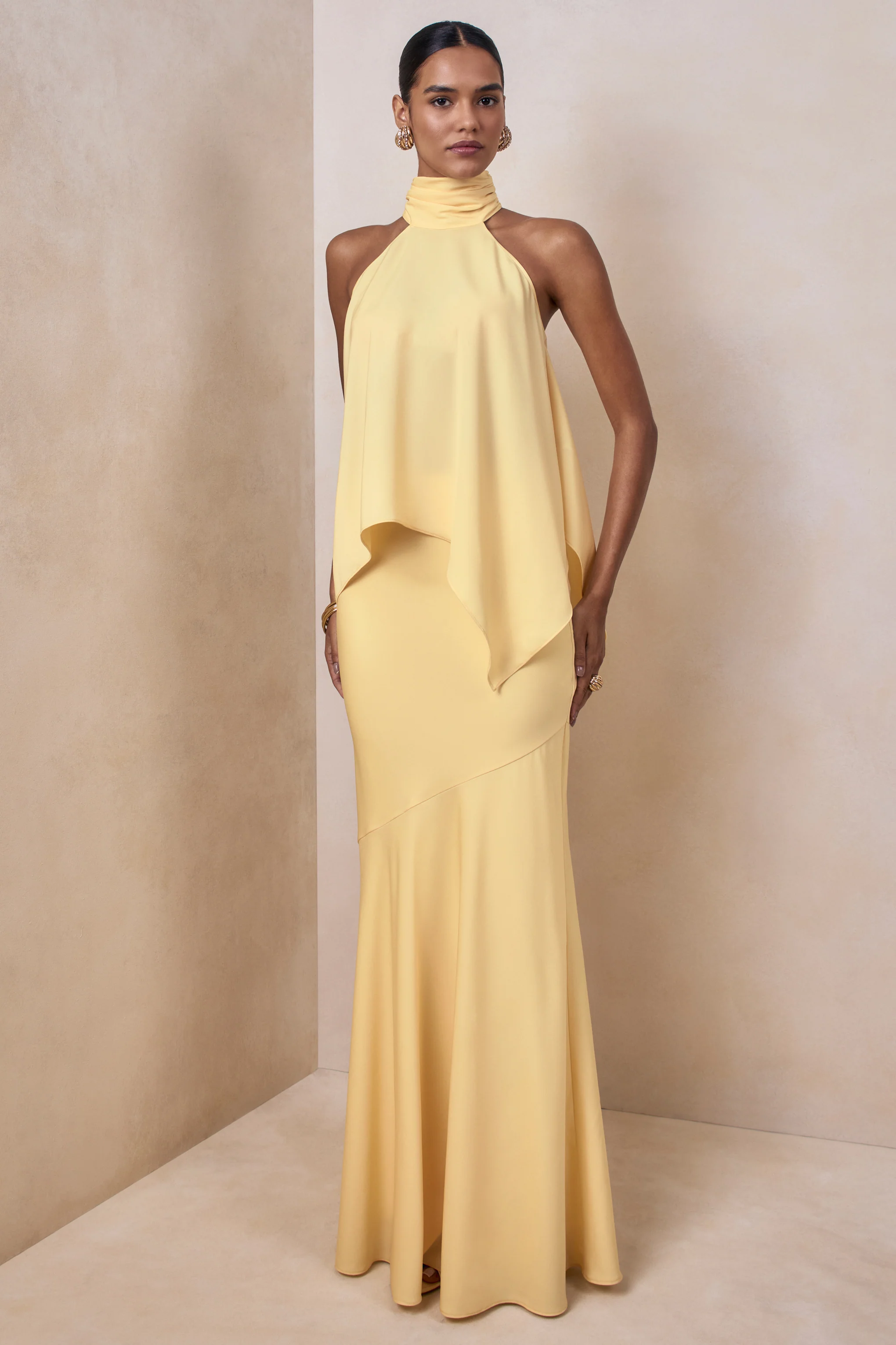 Vayla | Jupe longue asymétrique taille basse en satin mat citron - Image 3