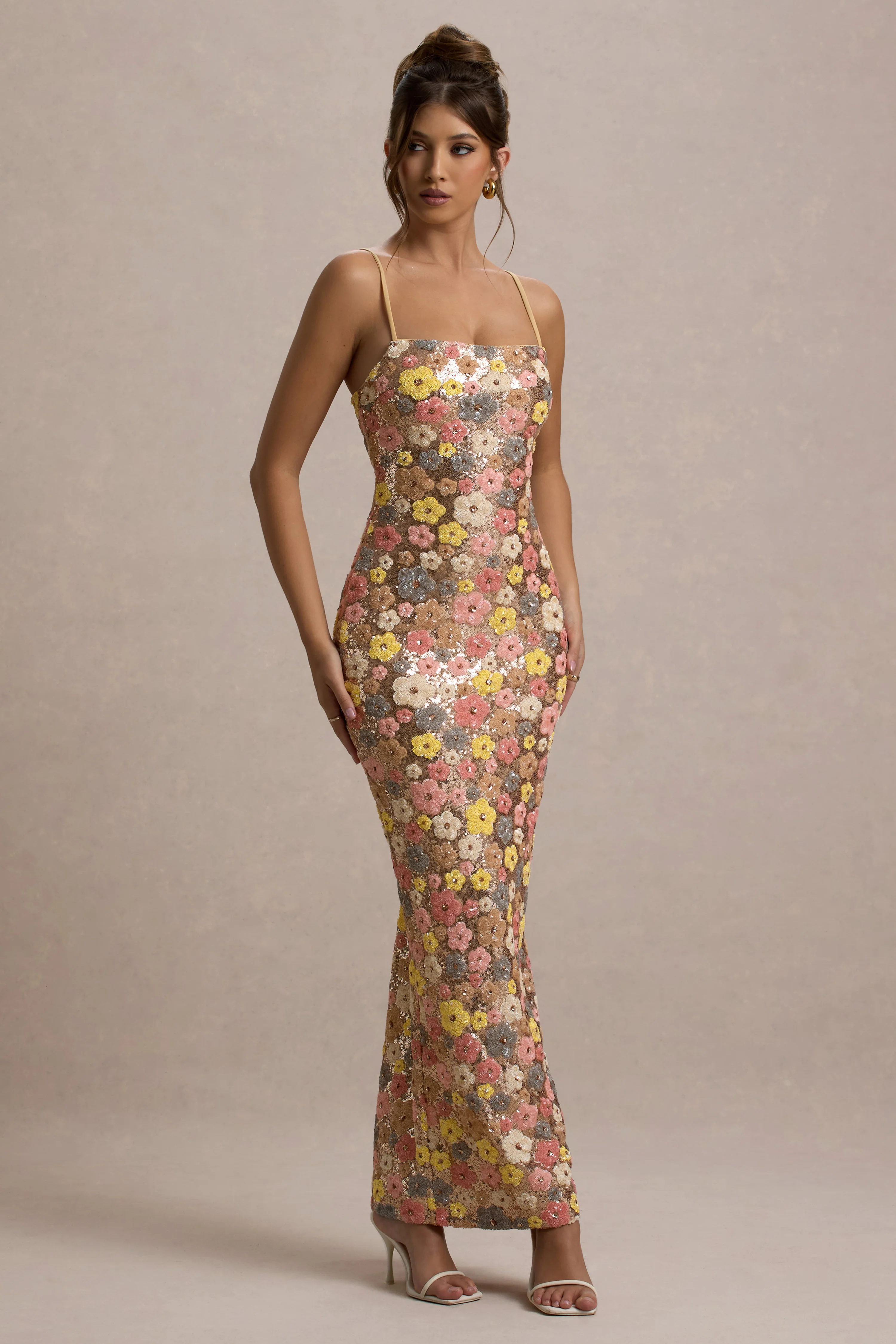 Vitora | Robe longue à encolure carrée à sequins et imprimé floral pastel - Image 5