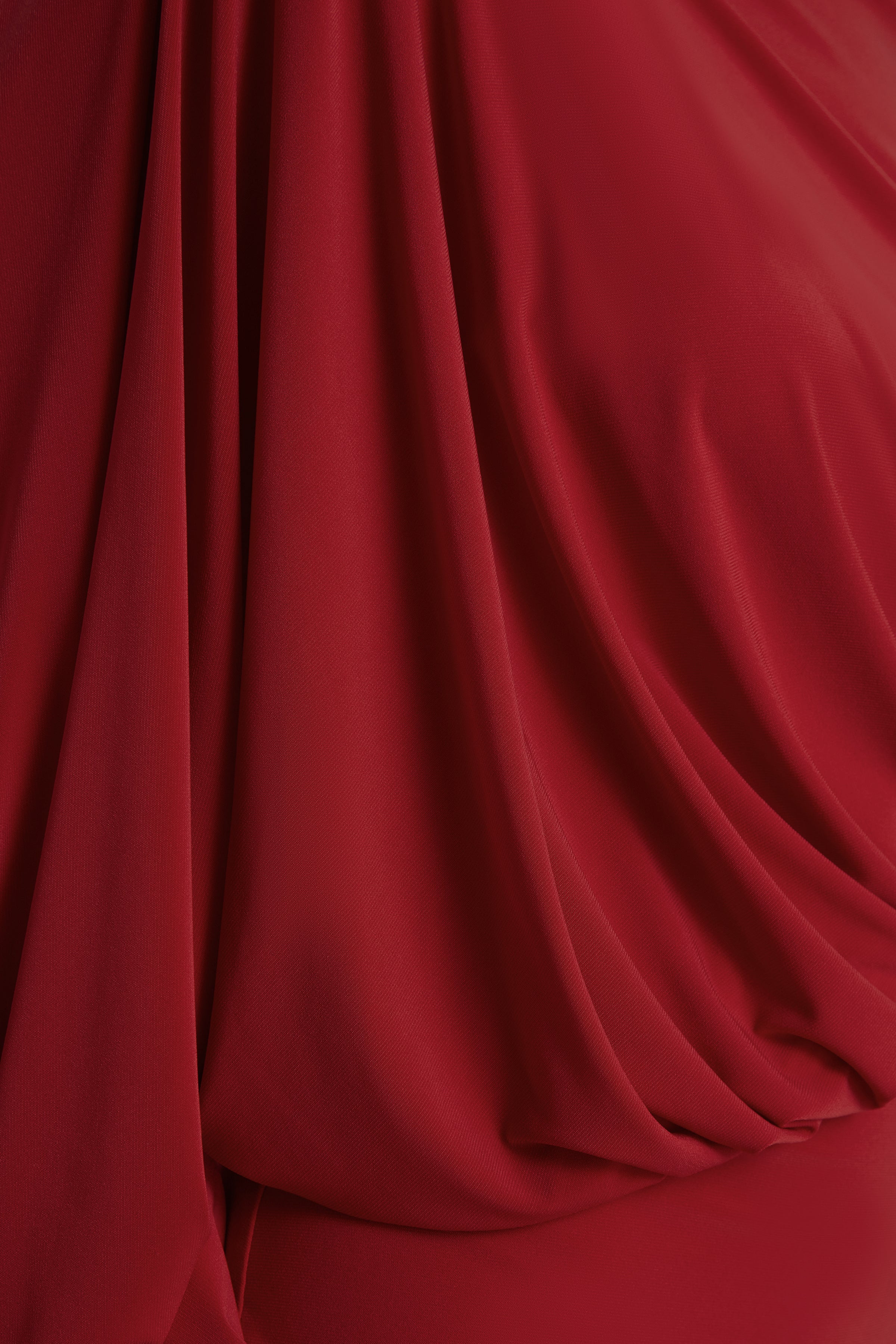 Zelda | Mini-robe rouge à col montant avec une manche longue et détail torsadé - Image 6
