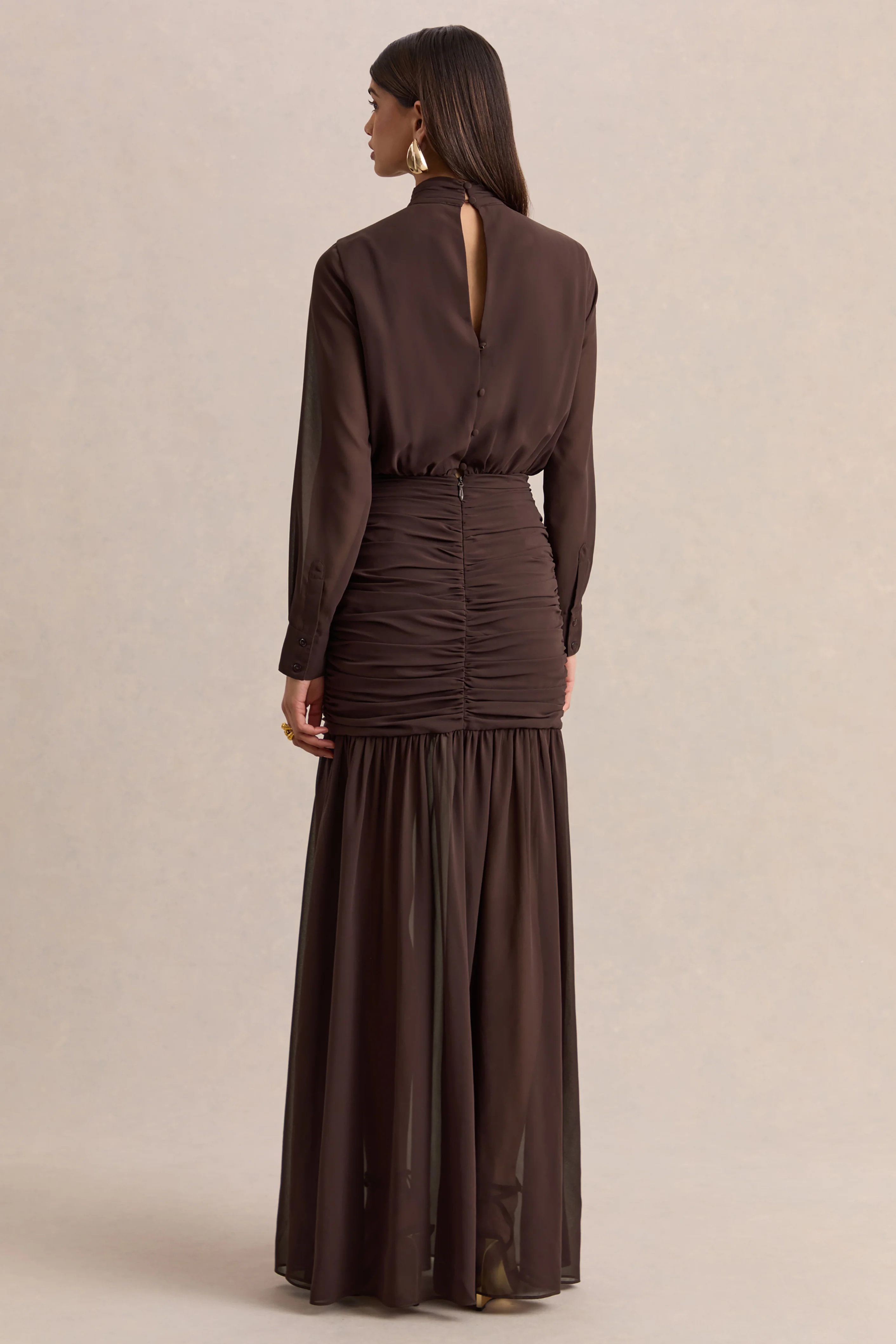 Zella | Robe longue marron à encolure montante avec jupe transparente - Image 2