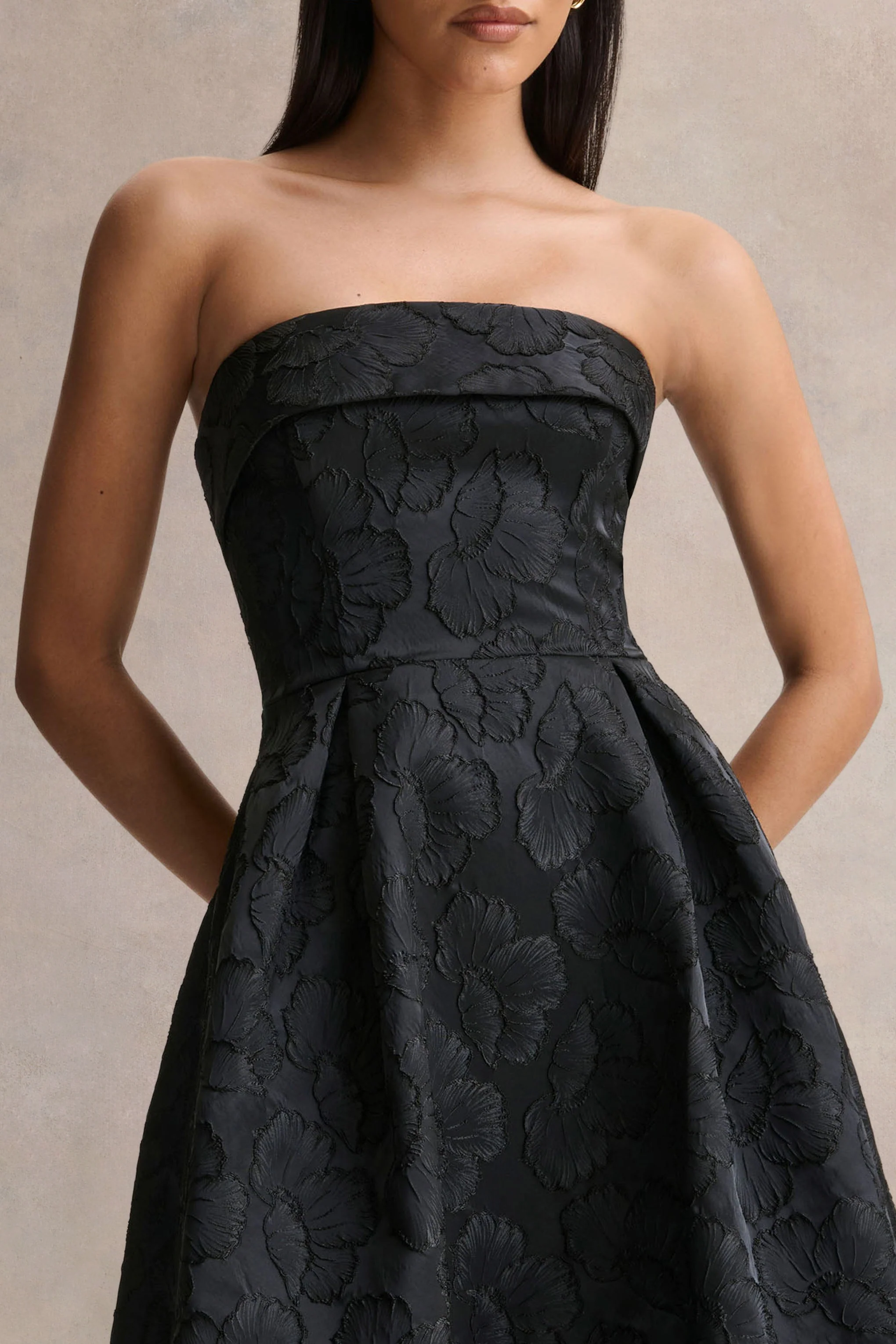 Zuma | Robe mi-longue bustier en jacquard métallisé noir - Image 3